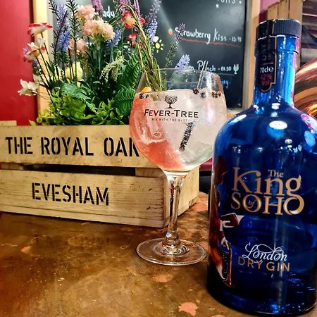 The Royal Oak Hotel อีฟแชม ภายนอก รูปภาพ