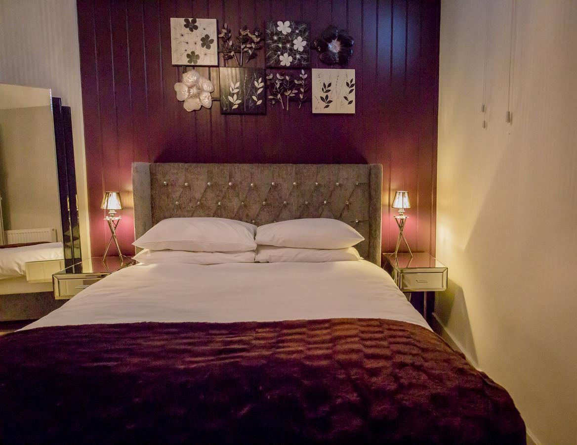 The Royal Oak Hotel อีฟแชม ภายนอก รูปภาพ