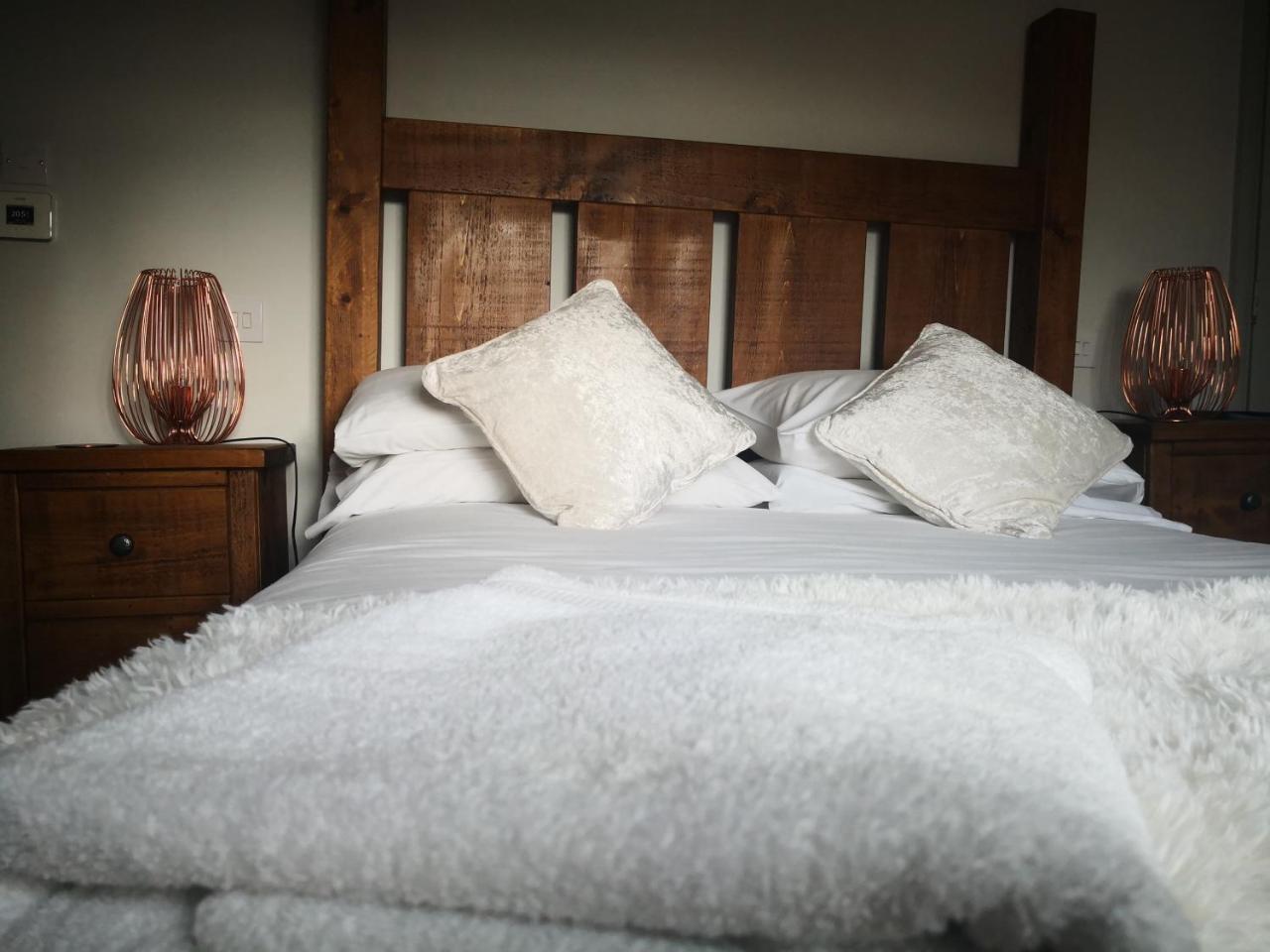 The Royal Oak Hotel อีฟแชม ภายนอก รูปภาพ